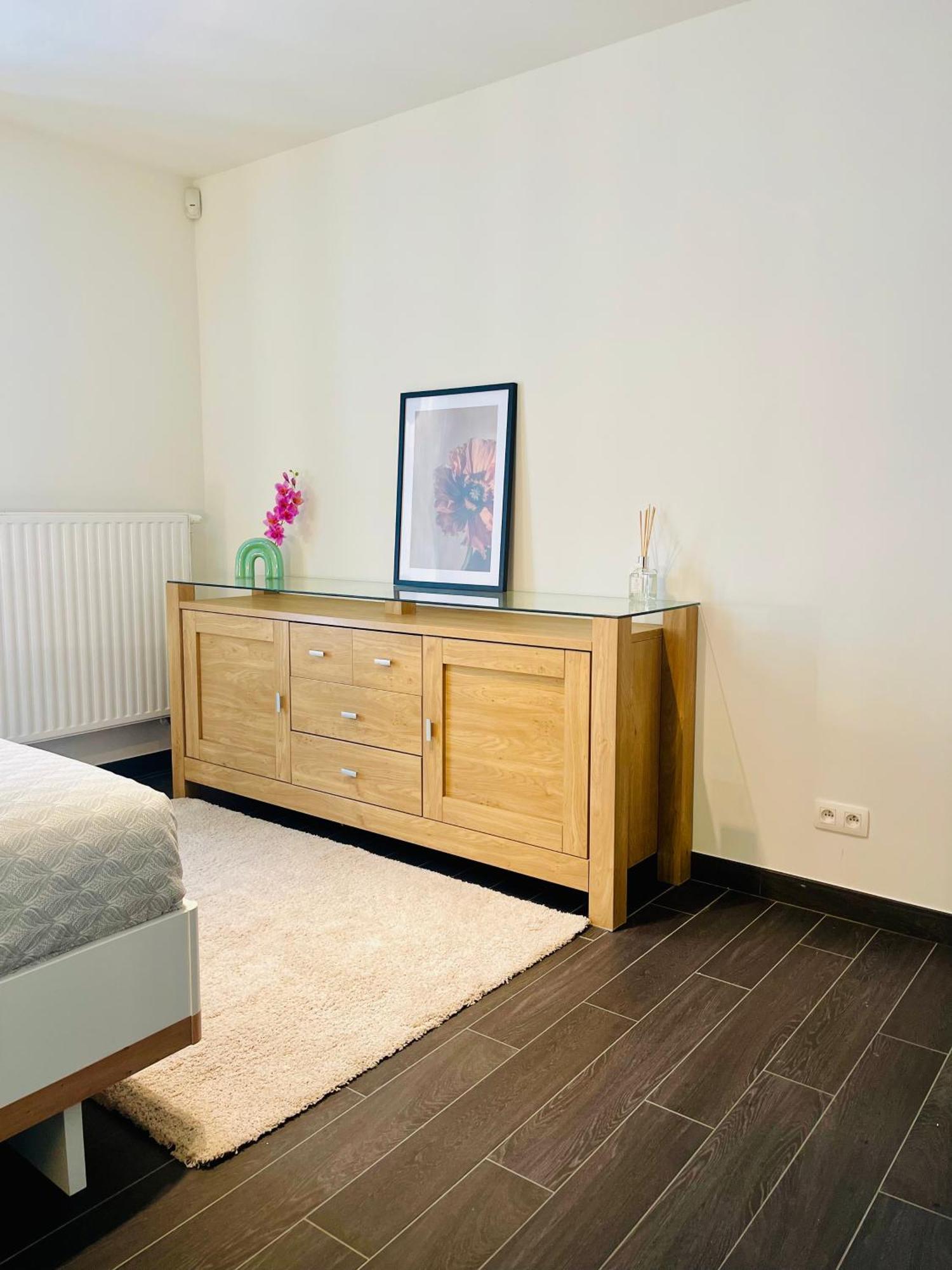 Down Town Spacious Loft Retreat With Private Parking Brüsszel Kültér fotó